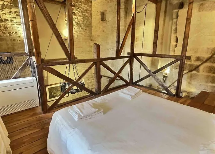 Chez Lydia - Loft Cosy, Départ Canoë à Pied, Proche Pont-du-gard Et Uzès *